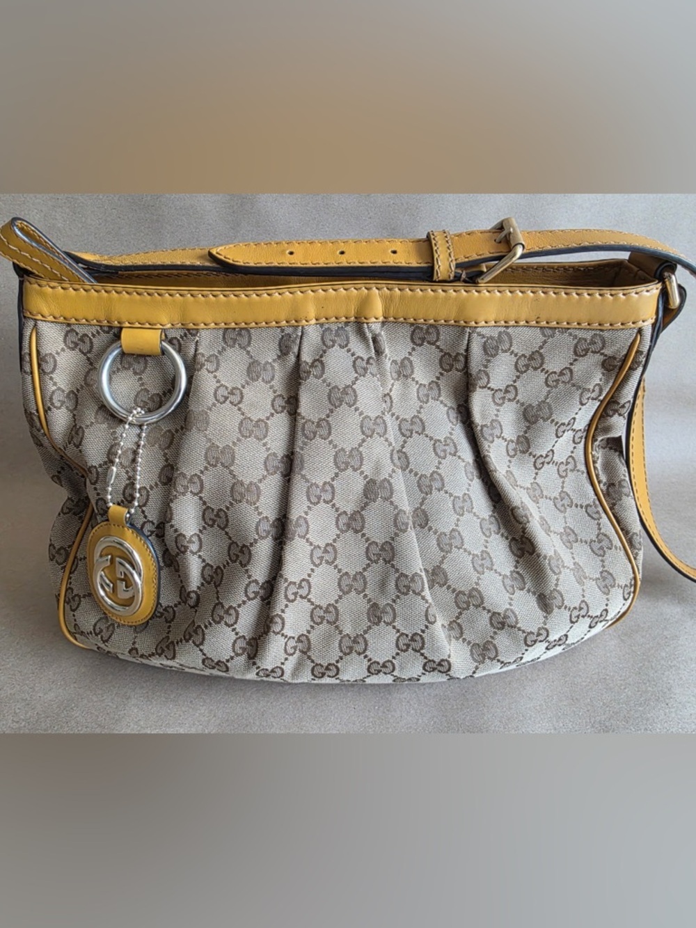 Original GG Canvas Sukey Messenger Bag